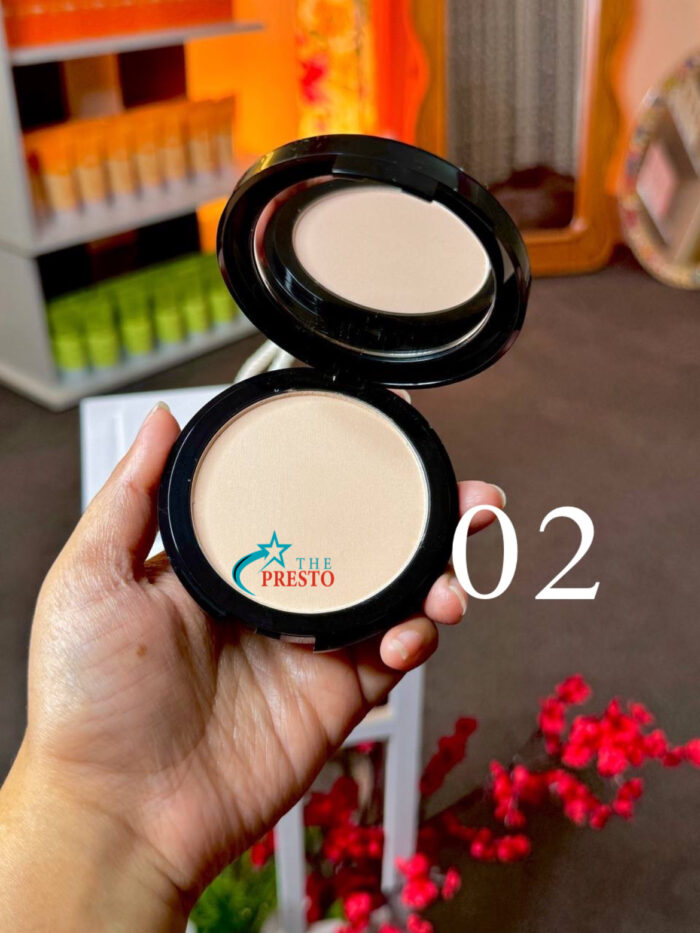 Absolute new York Locked-In Powder Foundation 2