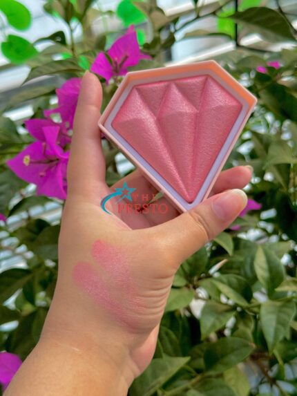 Handiyan Diamond Powder Blushlighter (Face Makeup, Check Blush, Highlighter, Eyeshadow)