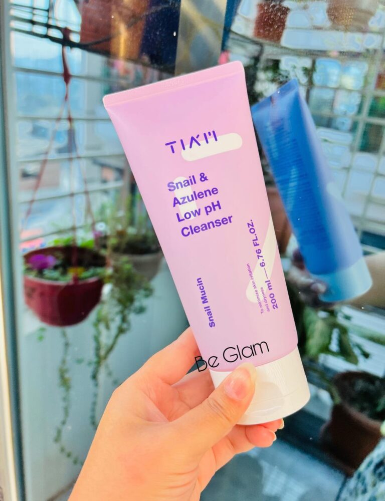 Tiam Snail & Azulene Low Ph Cleanser