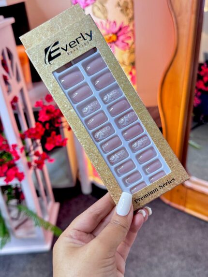 Everly Beauties Fake Nails 13