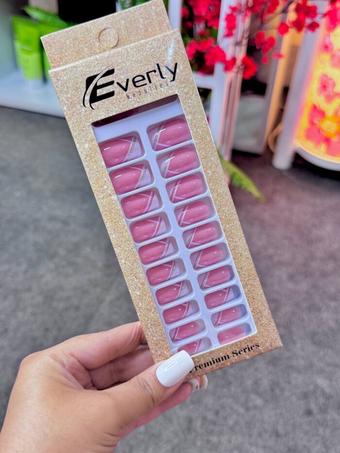 Everly Beauties Fake Nails 17