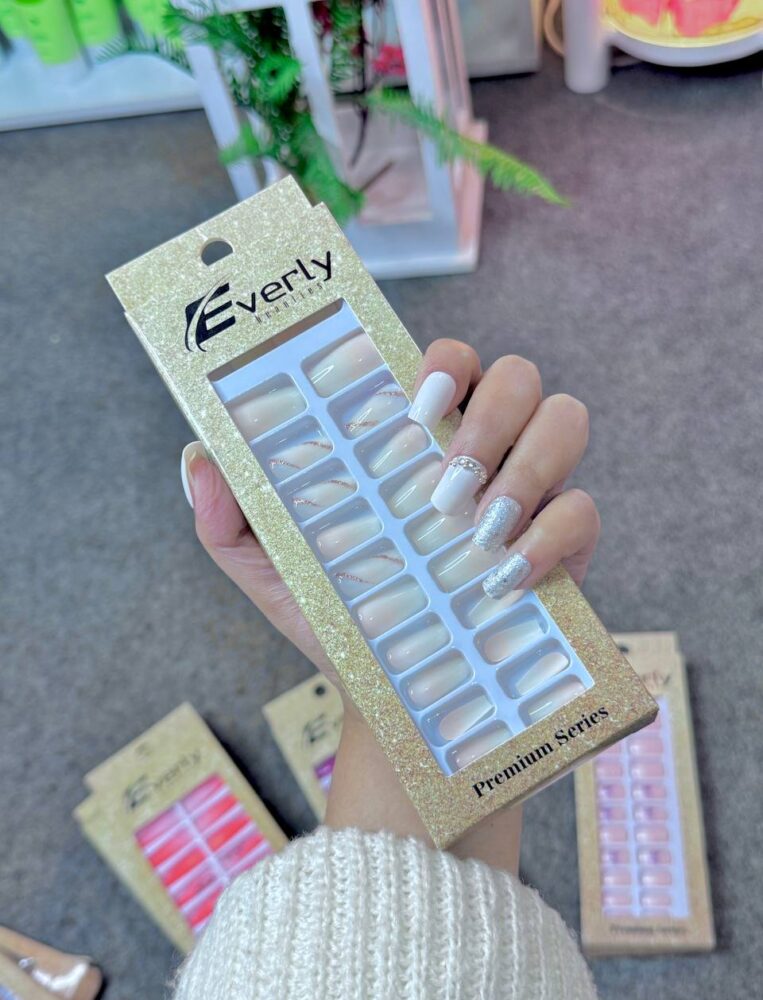 Everly Beauties Fake Nails 3