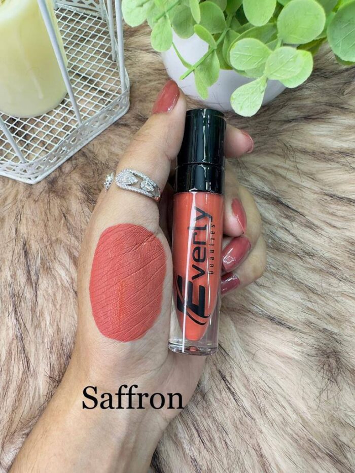 Everly Beauties Lipstick Saffron