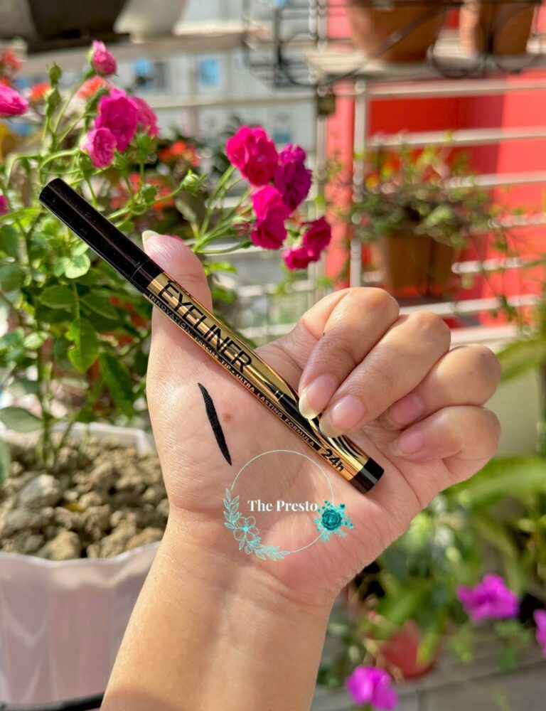 La Femme 24hr Matte Pen Eyeliner