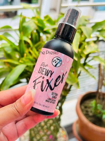 W7 The Dewy Fixer Setting Spray