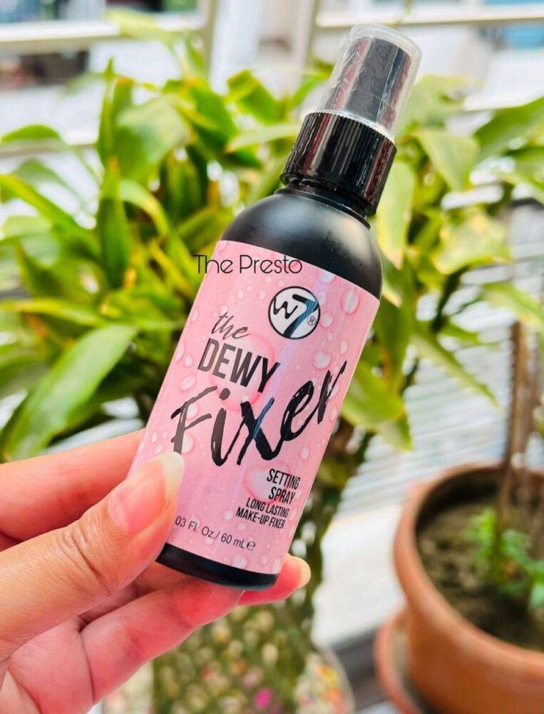 W7 The Dewy Fixer Setting Spray