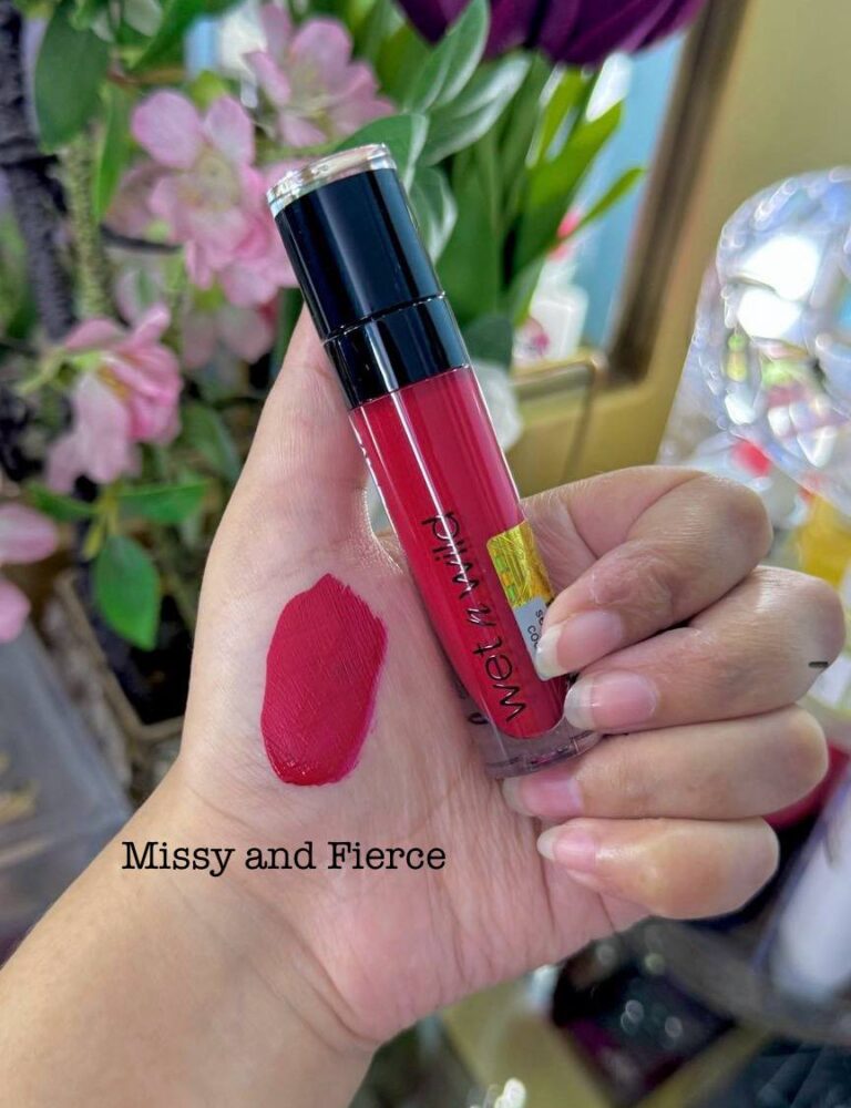 Wet n Wild Lipstick Missy and Fierce