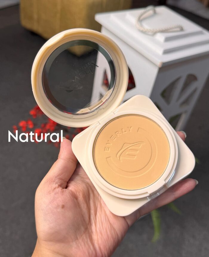 Everly matte Compact powder Waterproof full coverage natural
