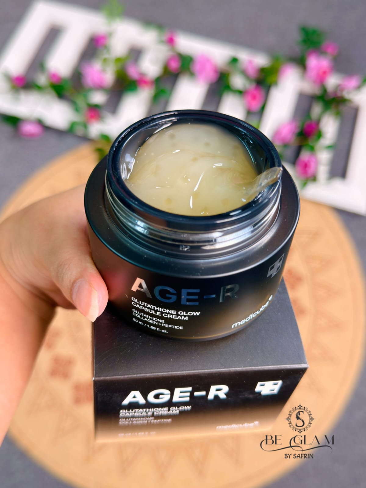 AGE-R Glutathione Glow Capsule Cream (1) AGE R Glutathione Glow Capsule Cream 1