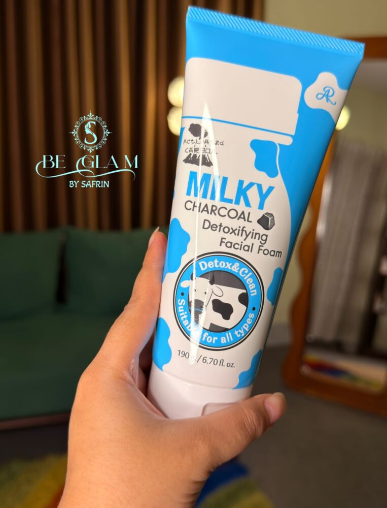 AR Milky Charcoal Detoxifying Facial Foam 1
