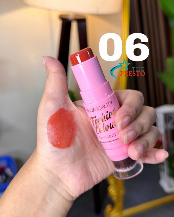 Huda Beauty Blusher stick 3