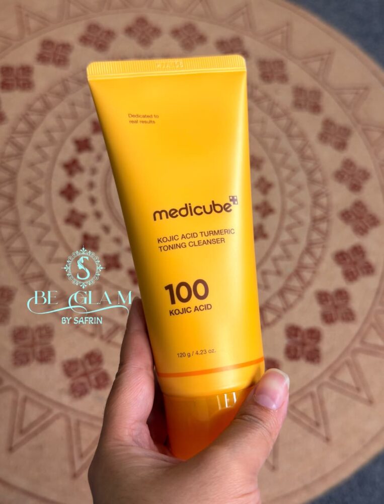 Medicube Kojic Acid Turmeric Toning cleanser 1