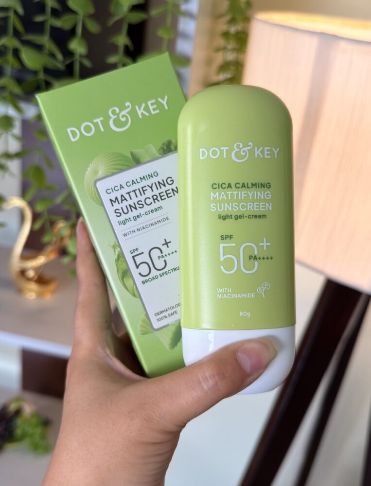 Dot & Key Cica Calming Mattifying sunscreen (Light gel-cream)