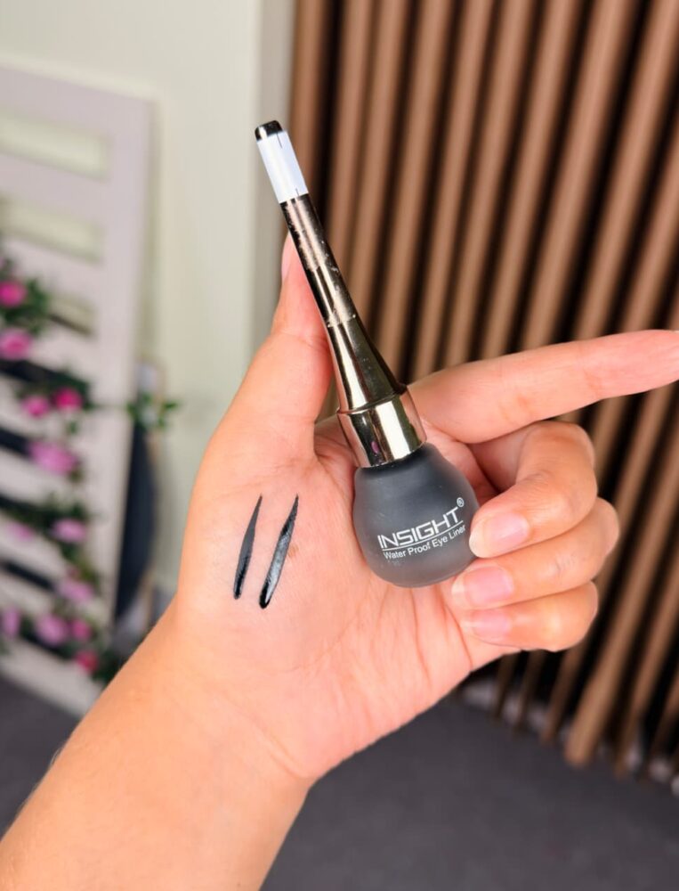 Insight waterproof matte eyeliner